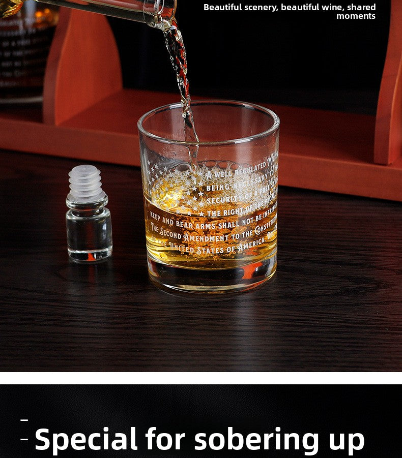 700ml Submachine Gun Whiskey Decanter Set - Full Rifle-Shaped Glass Decanter with Stand & Glasses