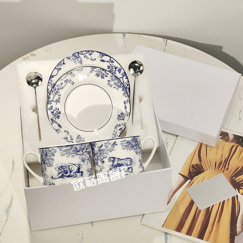 D Family Rui Tiger Series Original Label Spoon Coffee Cup Saucer European Afternoon Tea Set Black Tea 2 Cups 2 Saucers Gift Box