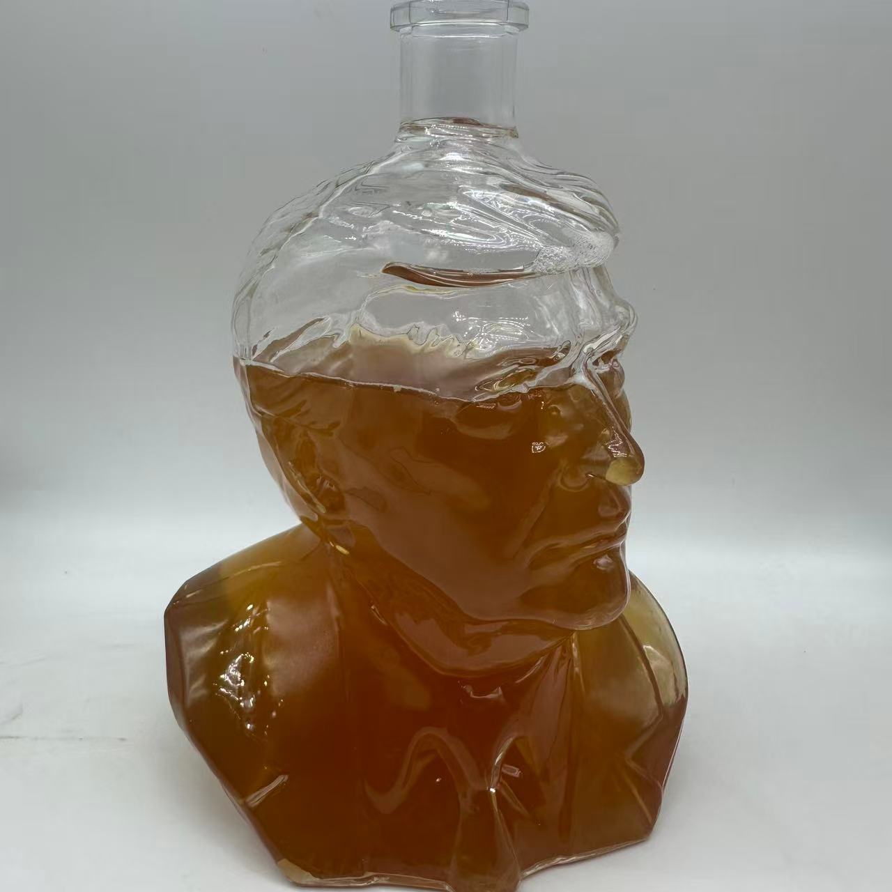 850ml Unique Figure Whiskey Decanter - Creative Barware