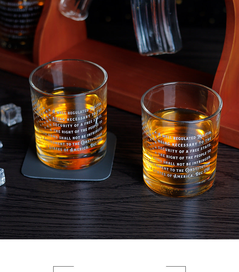 700ml Submachine Gun Whiskey Decanter Set - Full Rifle-Shaped Glass Decanter with Stand & Glasses