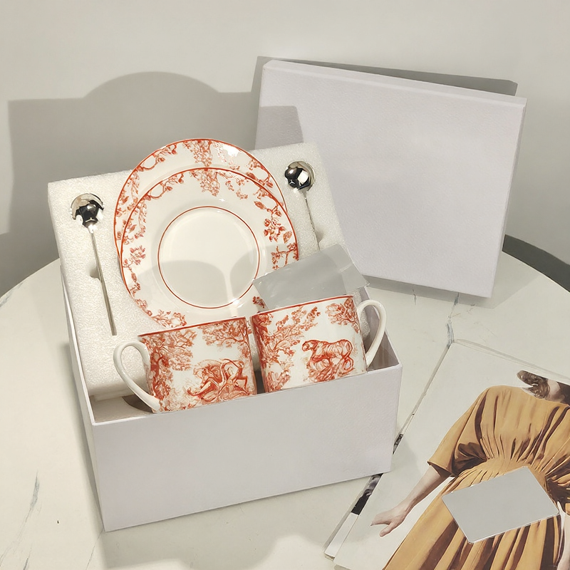 D Family Rui Tiger Series Original Label Spoon Coffee Cup Saucer European Afternoon Tea Set Black Tea 2 Cups 2 Saucers Gift Box