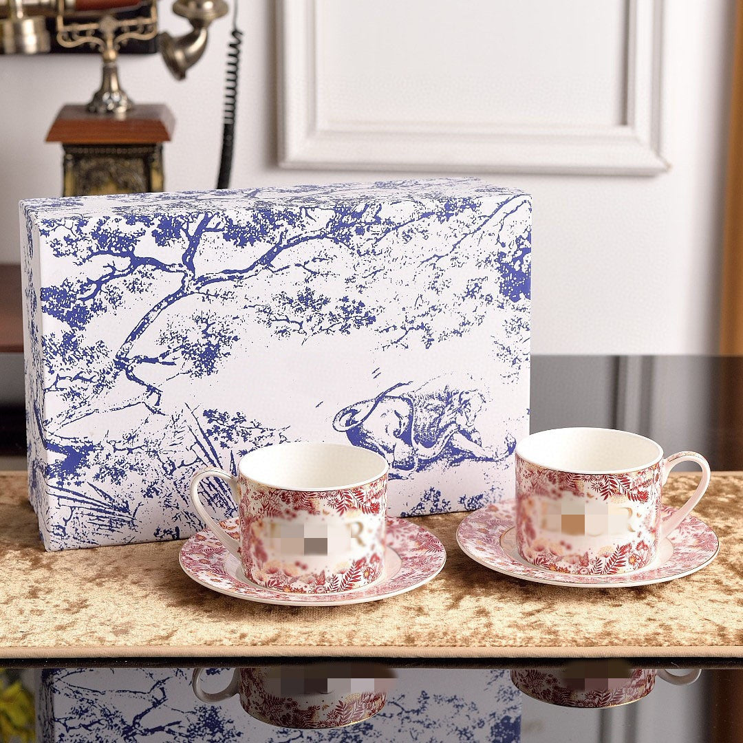 European Style Light Luxury D Brand Red Blue and White Bone China Couple Afternoon Tea Coffee Cup and Saucer Set Gift Box