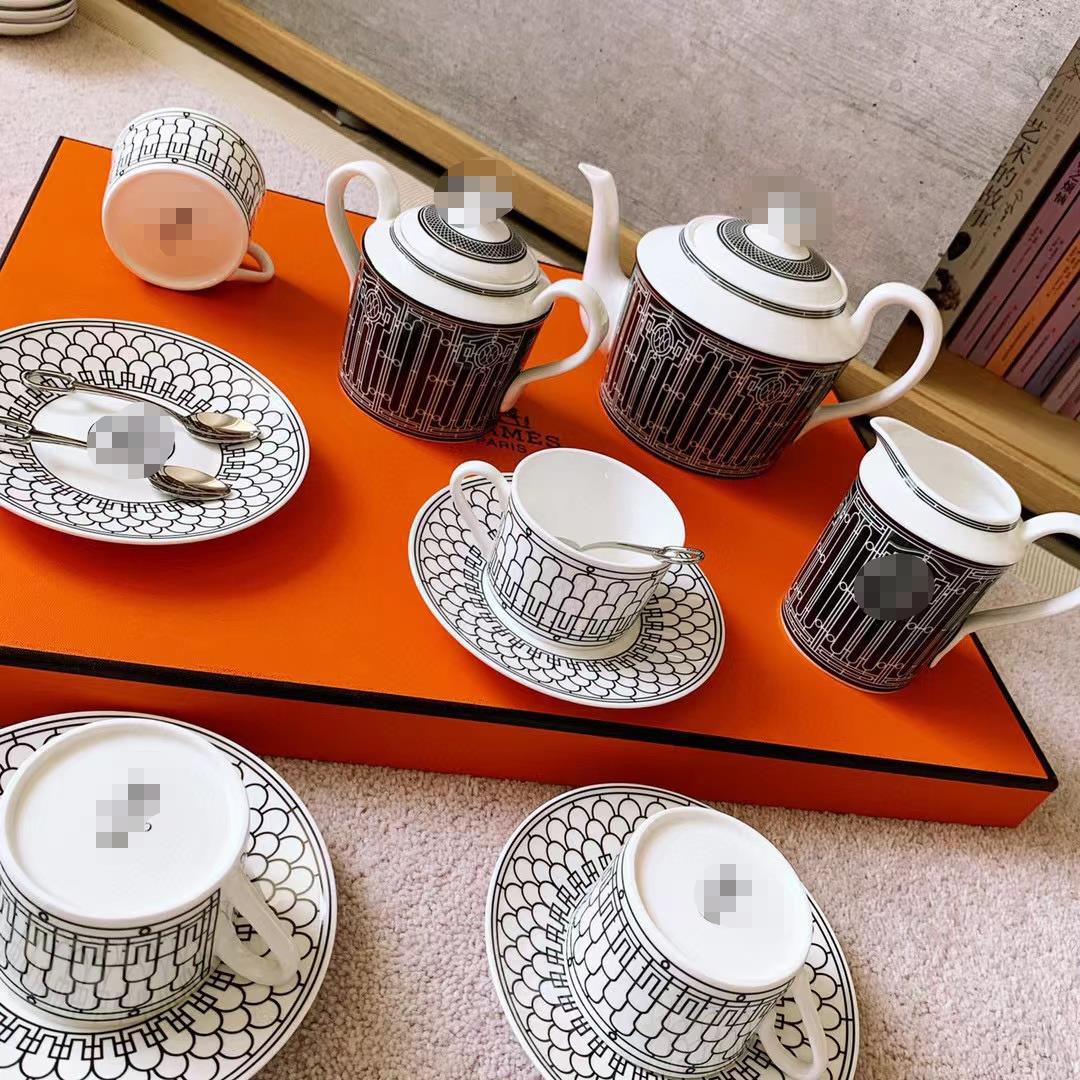 H Home 15-Piece Bone China Coffee Set Cup and Saucer Set Afternoon Tea Couple Light Luxury Breakfast Cup Home Daily Gift
